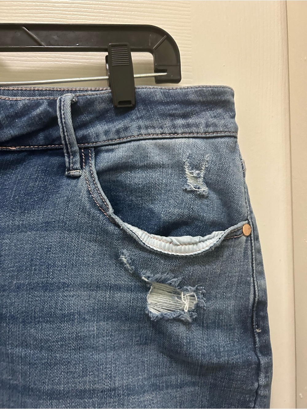 Judy Blue Medium Blue Women's Jeans - Picture 3 of 8